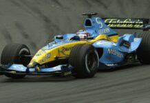Auctioned a historic Renault by Fernando Alonso at a bargain price