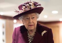 Queen Elizabeth II declared dead: message shocked fans