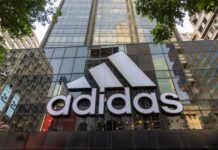 Adidas suspends its sponsorship with the Russian Football Federation