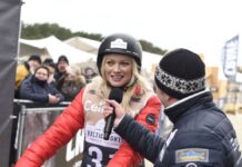 Franziska Knuppe wins sled dog races
