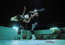 "Luchadoras": Women defy danger in Mexico