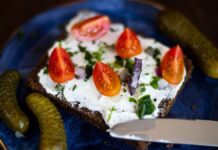 Slice twilight – Is the end of the evening meal coming?