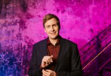 Comedian Till Reiners: "I can understand that people are starting to count the tanks here"