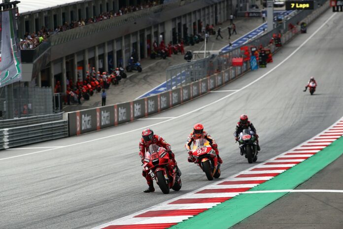 francesco-bagnaia-ducati-team-15
