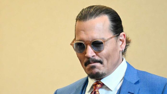 29607765-johnny-depp-30fe