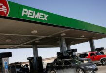 The international price of gasoline gives way to the fall, but consumers will take time to notice it
