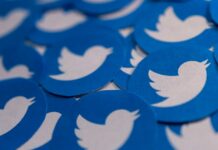 Can't find a job? Maybe you should create your Twitter account