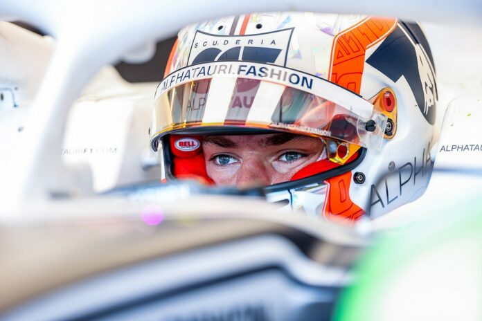 pierre-gasly-alphatauri-at03-1-10