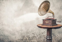 In search of memory: light and sound