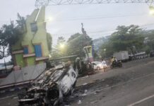 At least 127 killed in riots at soccer match in Indonesia