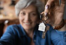 Tell your parents or grandparents: they can now request a loan from Infonavit