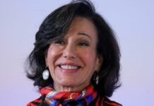Ana Botín, head of Santander, arrives at the direction of the IIF