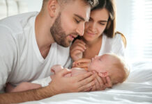 Mothers' brains change when they have children. Science confirms that the parents also