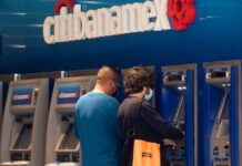 Story of a sale: Banamex is left with three candidates