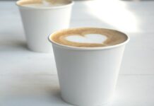 A coffee in a disposable cup can have more than 1,500 microplastics