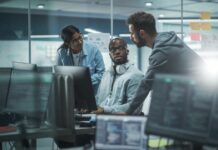 Cybersecurity specialists: what do they do and how much do they earn?